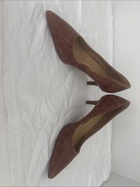 Naturalizer Brown Croc-Embossed Pointed-Toe Heels